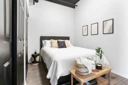 Convenient Downtown Loft w/WiFi & Elevator 202 - Image 4