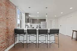 Spacious Apartment with King Beds!  J&K on Main - Image 2