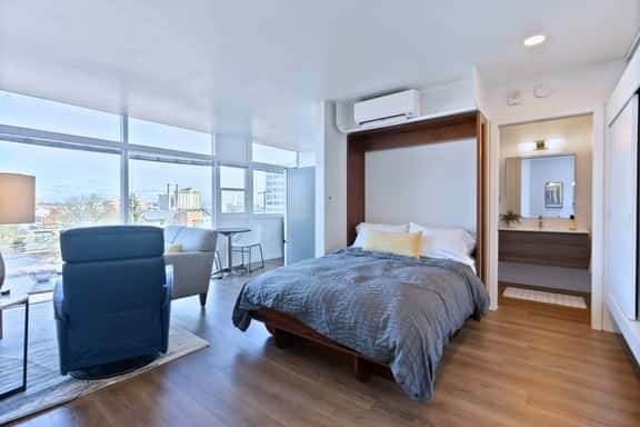 Historic Modern Apartment! Park Free w/ DT Views! - Image 1