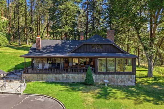 Storybook Cottage Hideaway 10 Acres + Riverfront - Image 1