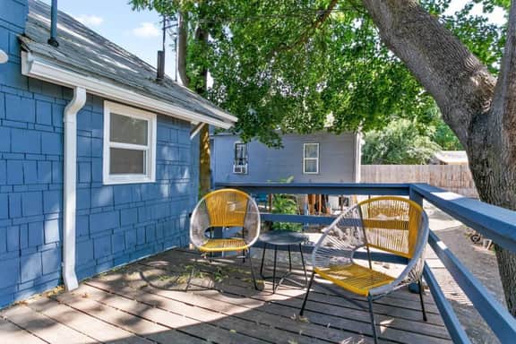Quaint South Hill Home w/ Luxury King Bed & Wifi! - Image 3