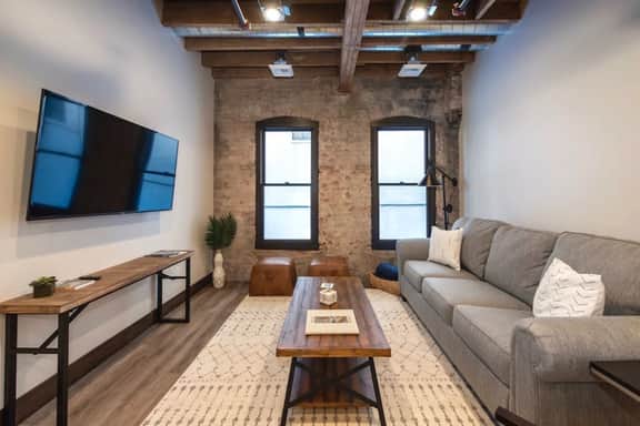 Sanitized Downtown Loft w King Bed & Self Check in - Image 2
