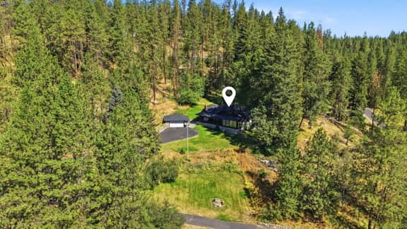 Storybook Cottage Hideaway 10 Acres + Riverfront - Image 5