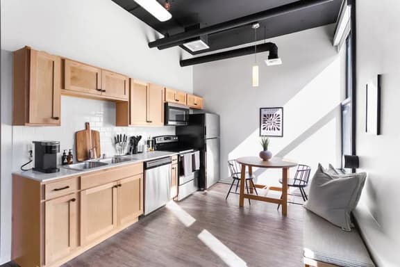 Designer Loft  Downtown with WiFi! 210 - Image 1