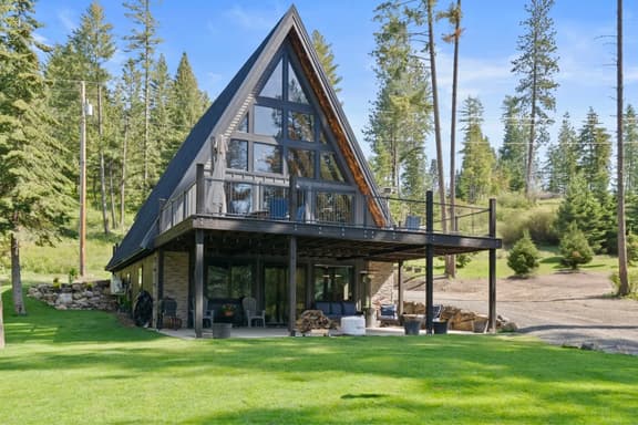 Lake Views in Rockford Bay - The CDA-frame - Image 1