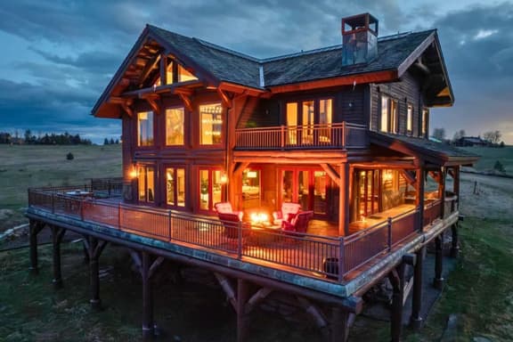 Majestic Timber Frame + Sauna & Cold Plunge - Image 1