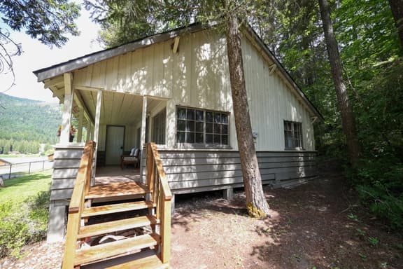 Wilderness West Resort Cabin 7 - Image 1