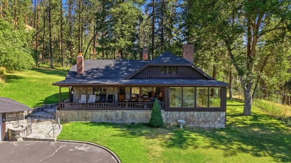 Storybook Cottage Hideaway 10 Acres + Riverfront - Image 1